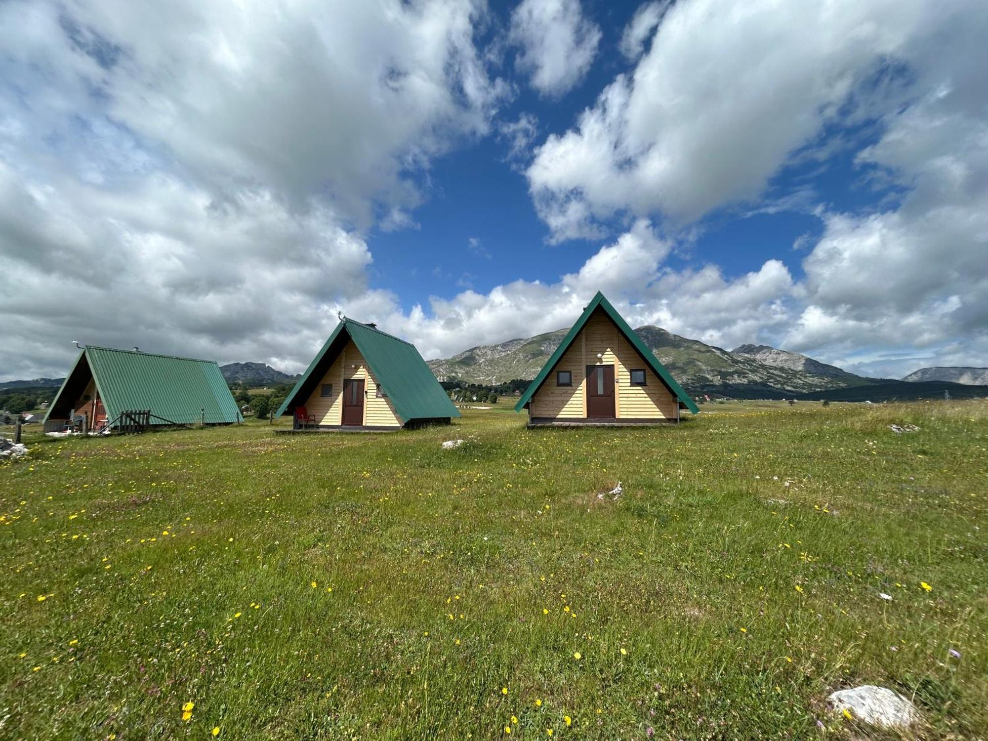 Mountain Peaceful Cottages Zabljak  Luaran gambar